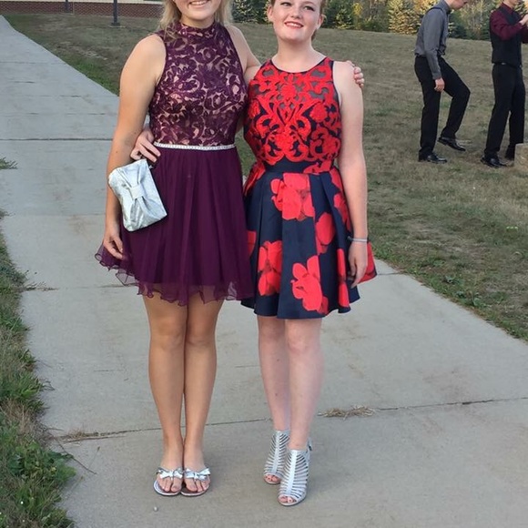 Homecoming / Sbowball dress - Picture 2 of 2